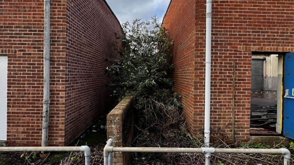 What Happens If You Ignore Party Wall Etiquette Crawley